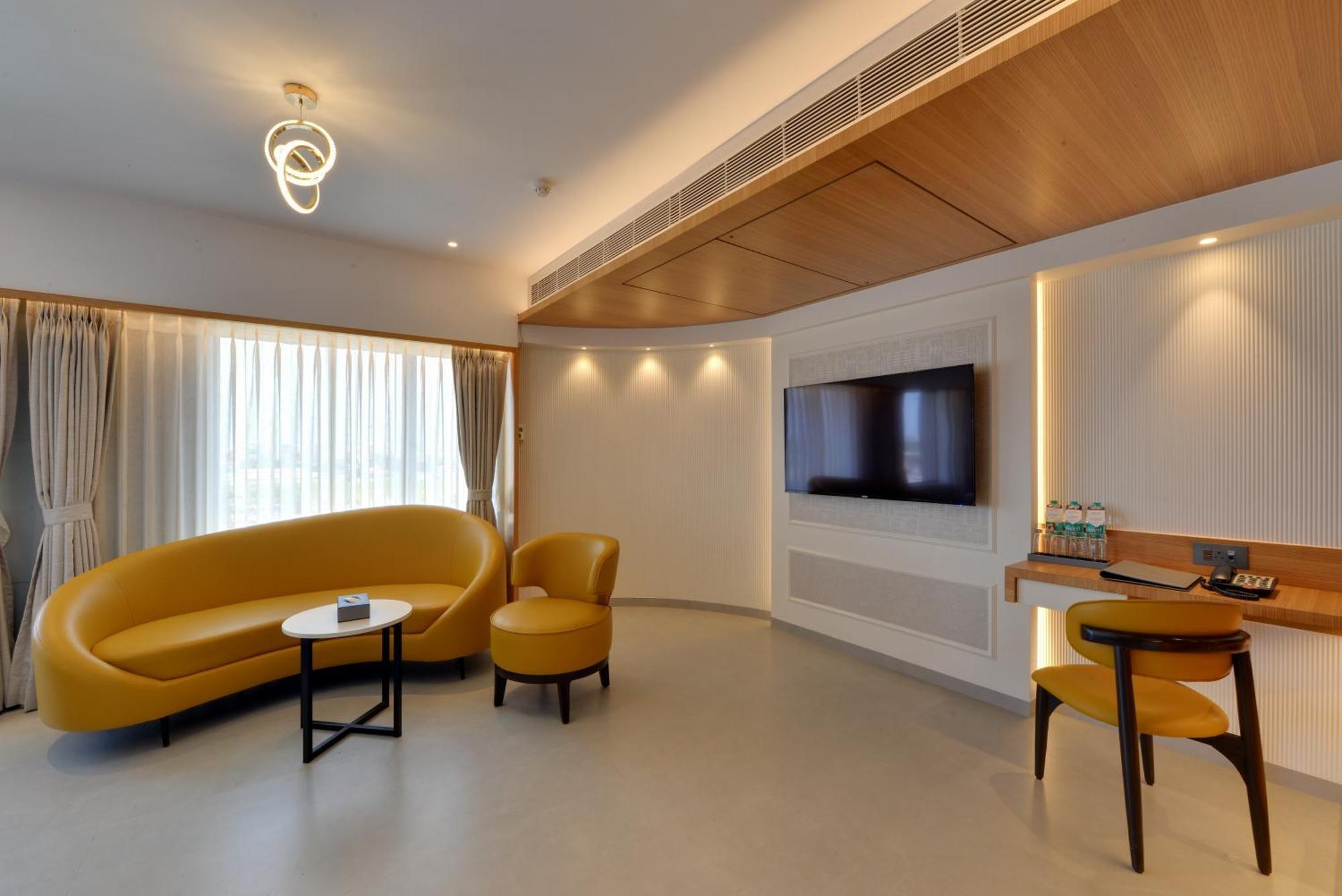 Galaxy Beacon Hotel, Santacruz ,Mumbai — Foto’s 1